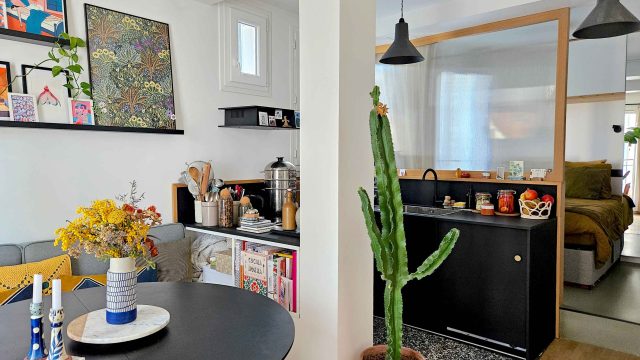 Transform Your Studio: Innovative Glass Partitions for Modern Living