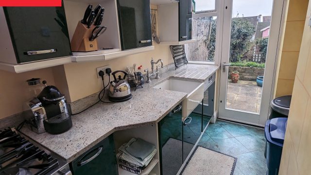 Transform Your Galley Kitchen: Budget-Friendly Ideas for Renters