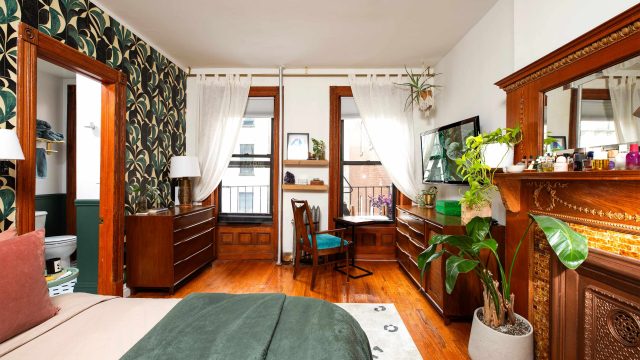 Revitalizing Vintage: Transforming a 1910 Brooklyn Apartment with Modern Flair