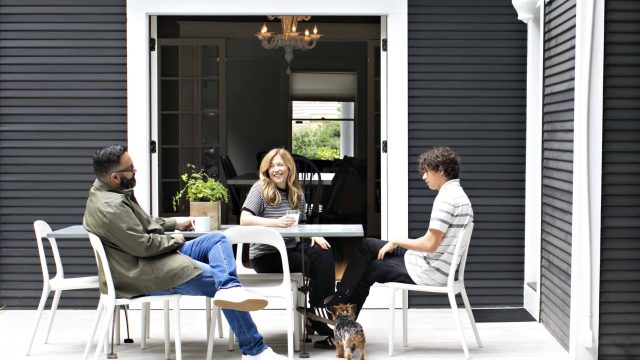 Transform Your Evenings: Why Puzzle Nights are the New Dinner Parties