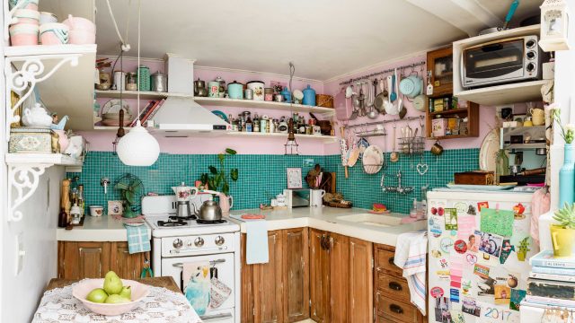 Essential Kitchen Decluttering Tips for Homeowners Over 55