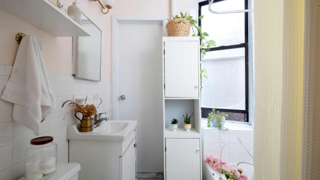 Maximizing Bathroom Space: Innovative 5-Tier Shelf Solutions