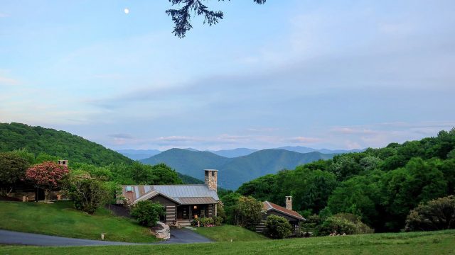 Discover a Luxurious Escape Near the Great Smoky Mountains