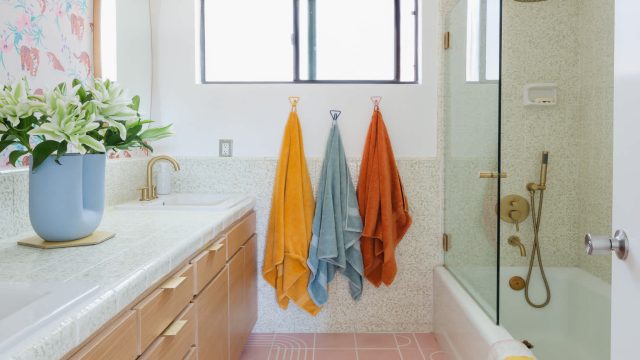 Unmissable Home Essentials: Dive into This Weekend's Towel Deals