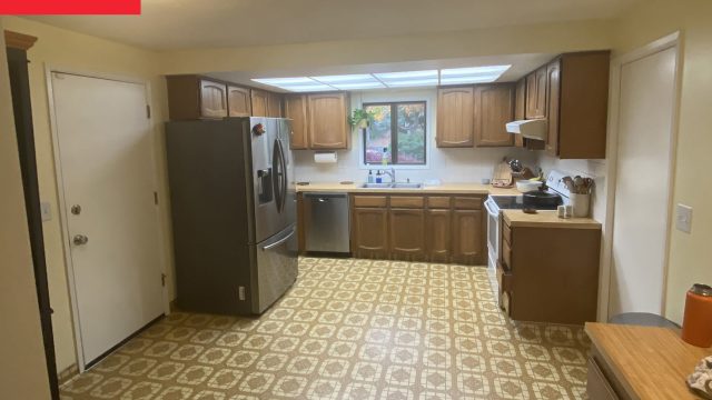 Transforming a Dated Kitchen: A Modern Makeover Journey